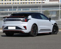 Zeekr 001 YOU FR version sport racing car high performance fast drive