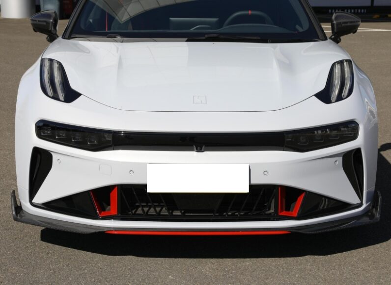 Zeekr 001 YOU FR version sport racing car high performance fast drive