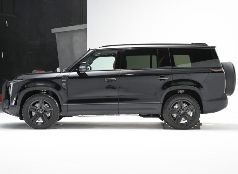 Polar stone (Jishi) 01 Hard-core SUV 4WD high performance off road SUV 6&7 Seats