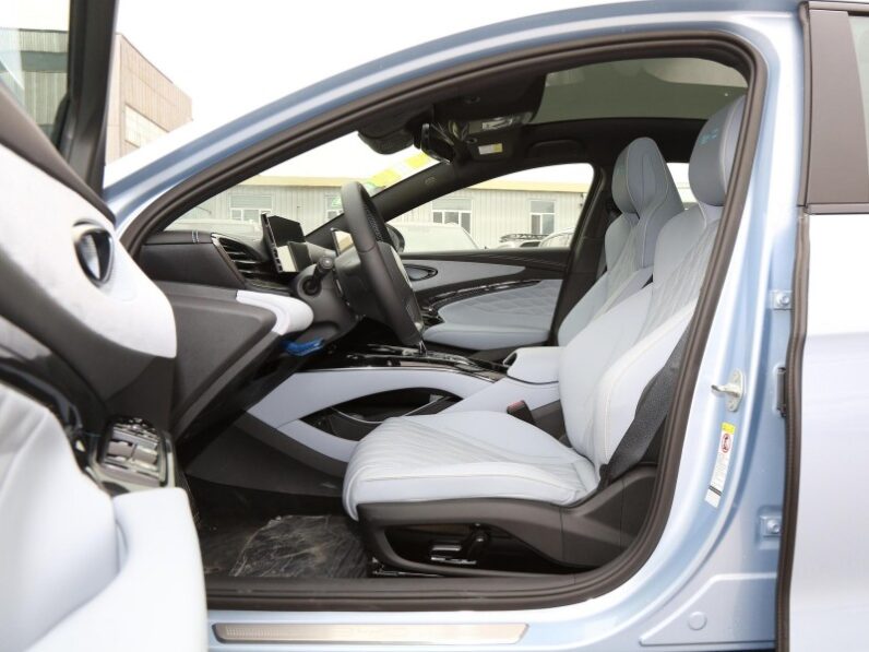 BYD Seal latest generation sporty car seal 4WD EV car from BYD
