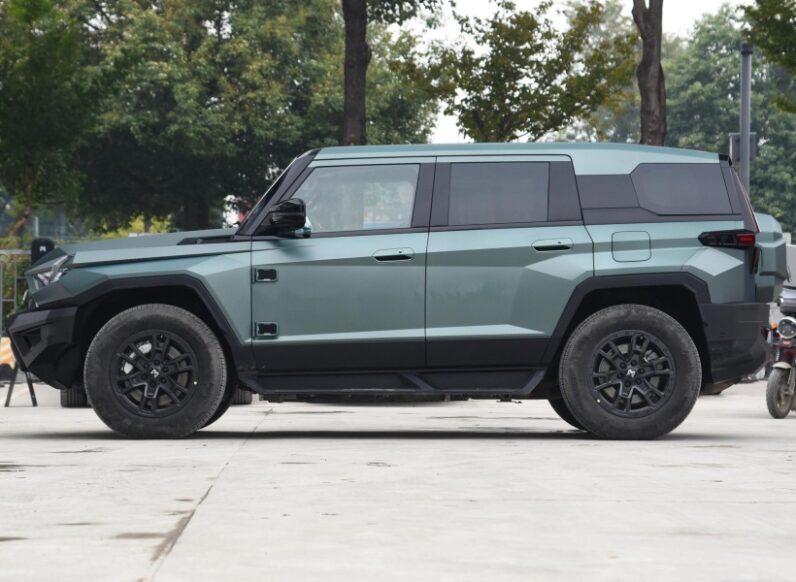 Dongfeng Mengshi M-Hero 917 4WD off road
