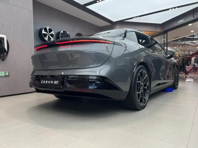 Zeekr 007 Hatchback 2024 New Famous-brand Electric Car
